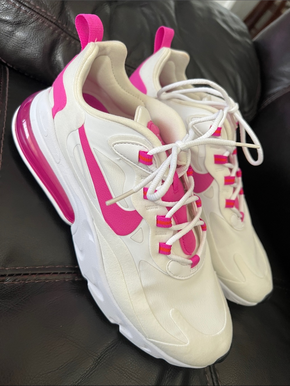 Nike Air Max 270 White Sneakers with Vibrant Pink Accents